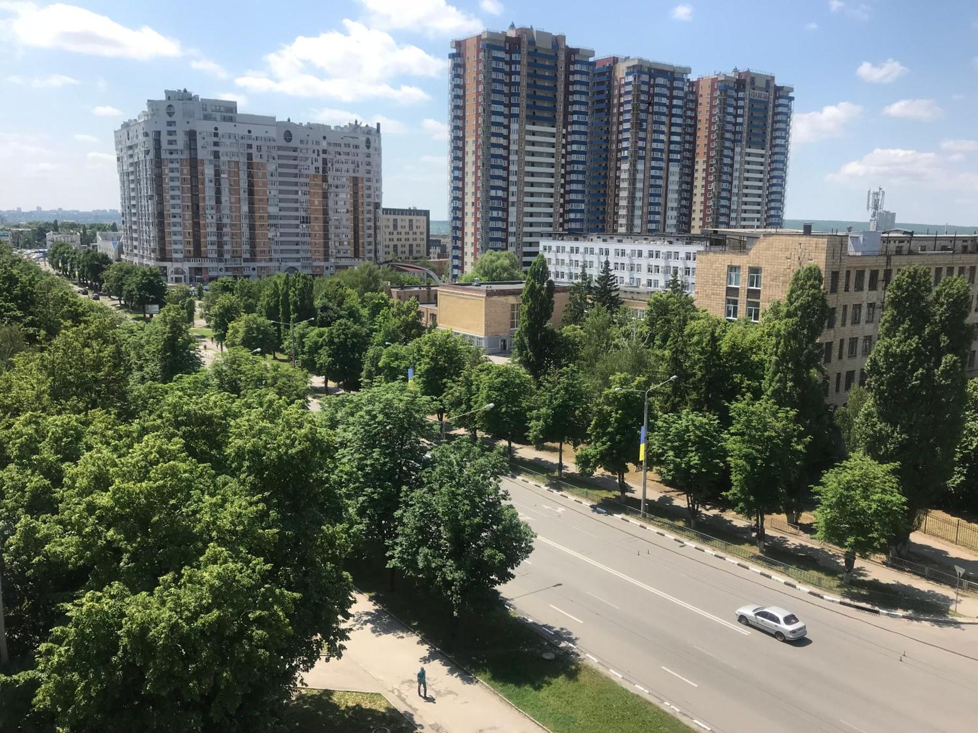 Modern Apartment With Panoramic View Near Metro 23August Харков Екстериор снимка